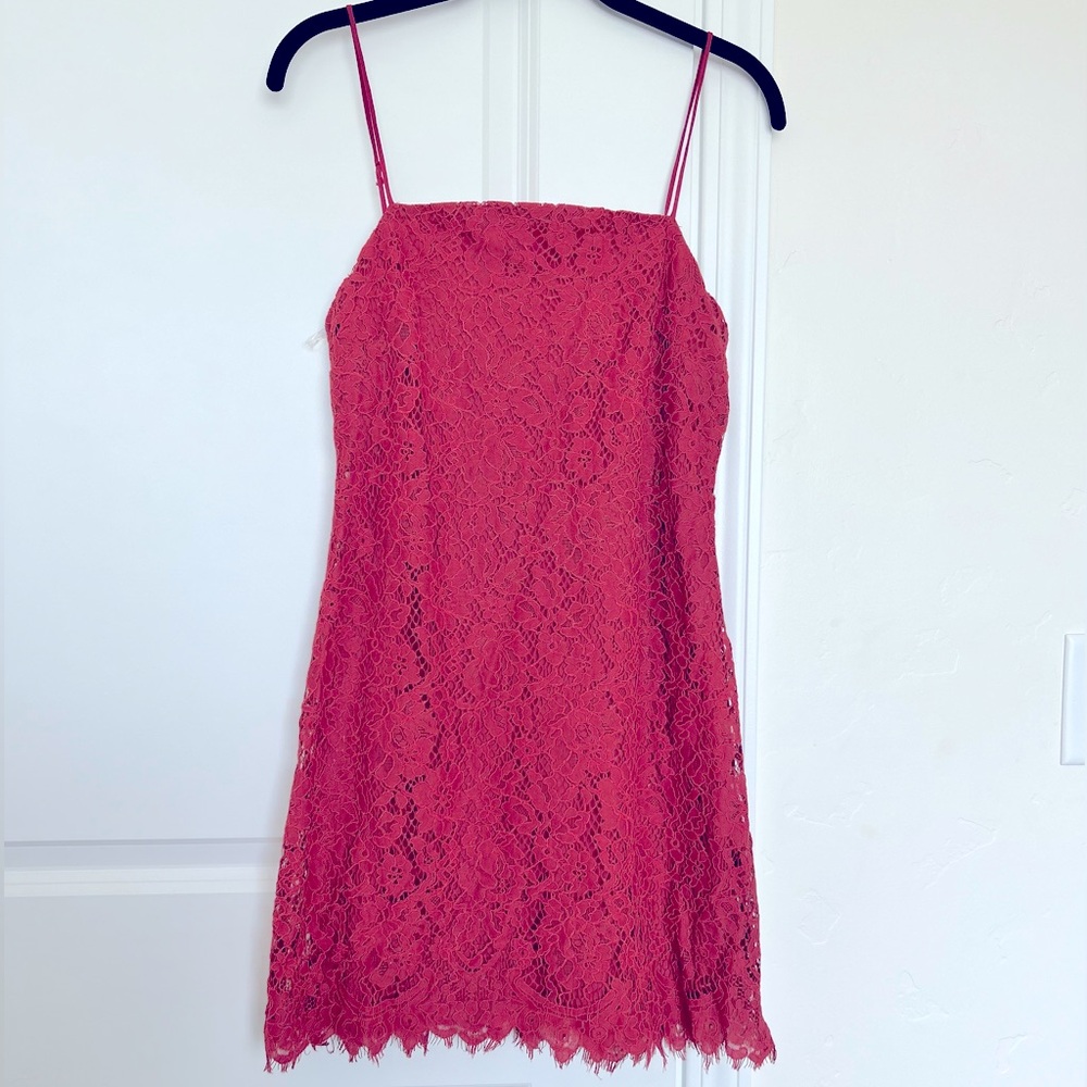 Lace Red Dress ❤️ with zipper on back